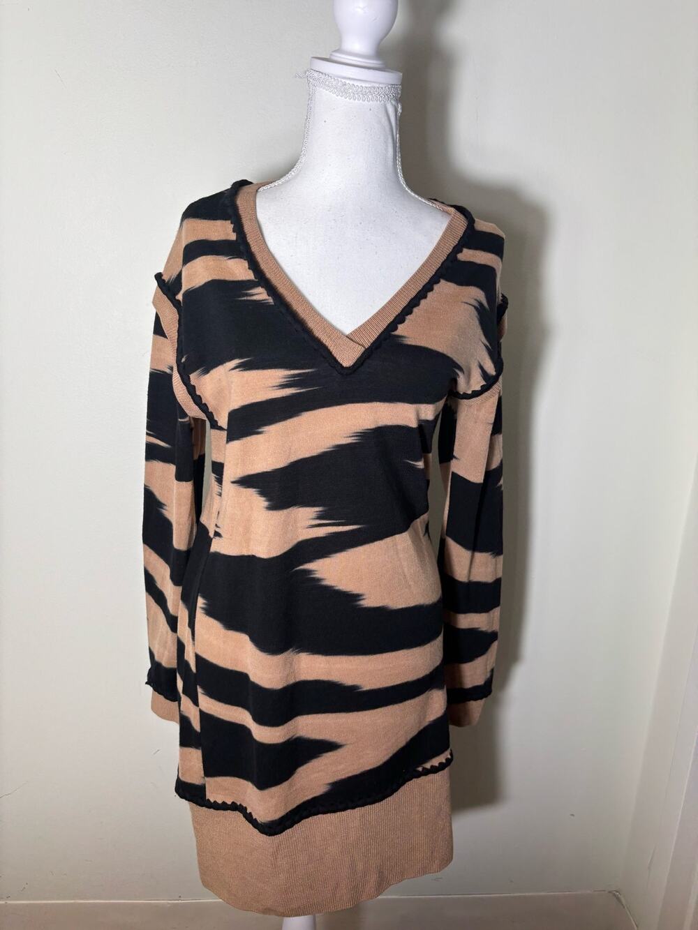 Missoni Black/Tan V NEck Pullover Sweater Dress Sz 40